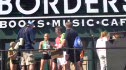 Amy Yoder-Begley on awards stand CVS 5k USA Road Champs