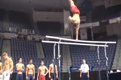 Universal (Danell Leyva)